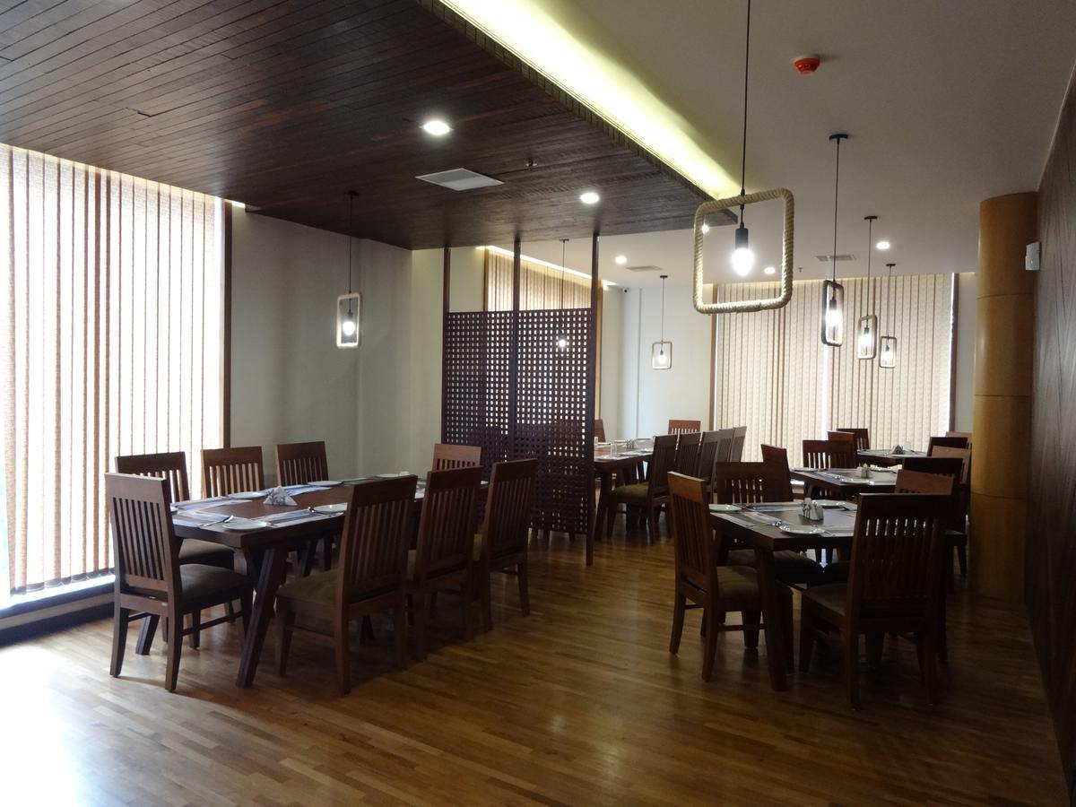 Woodies Bleisure Hotel Kozhikode Dış mekan fotoğraf