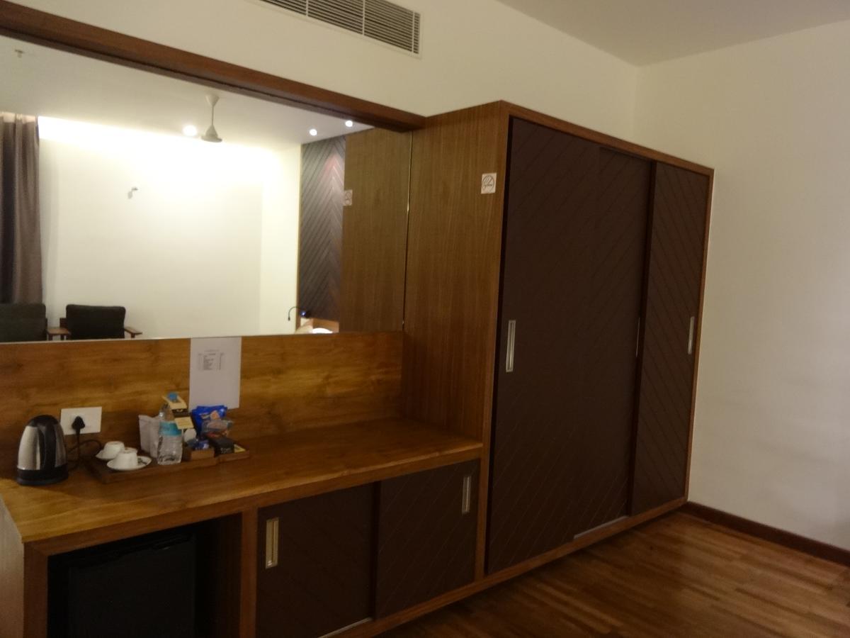 Woodies Bleisure Hotel Kozhikode Dış mekan fotoğraf
